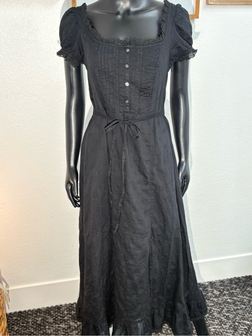 GAP Black Eyelet Maxi Dress with Puff Sleeves
